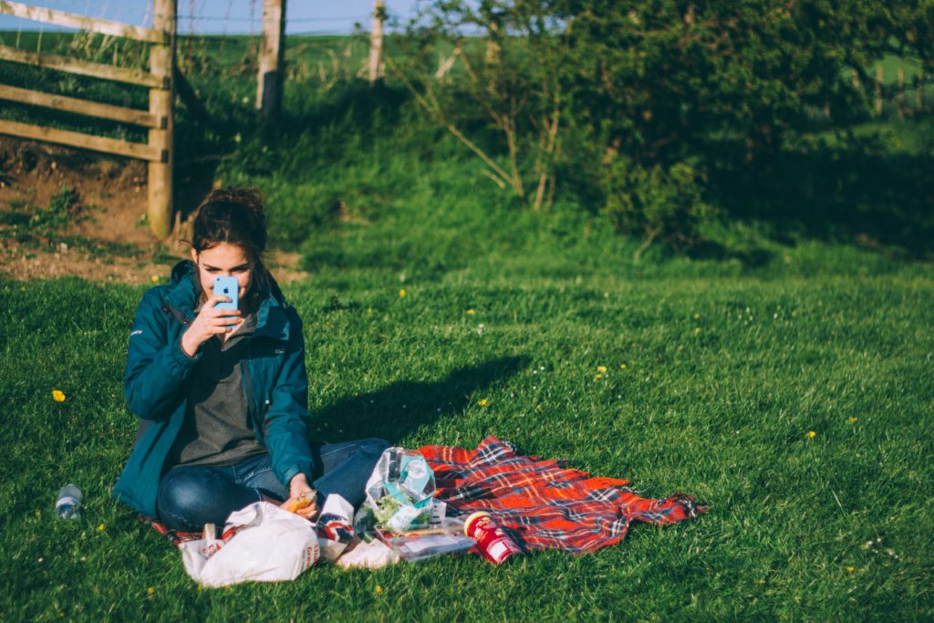 Schedule Facetime dates so that social distancing doesn't mean loneliness. </p>
<p>Photo by Luke Porter on Unsplash